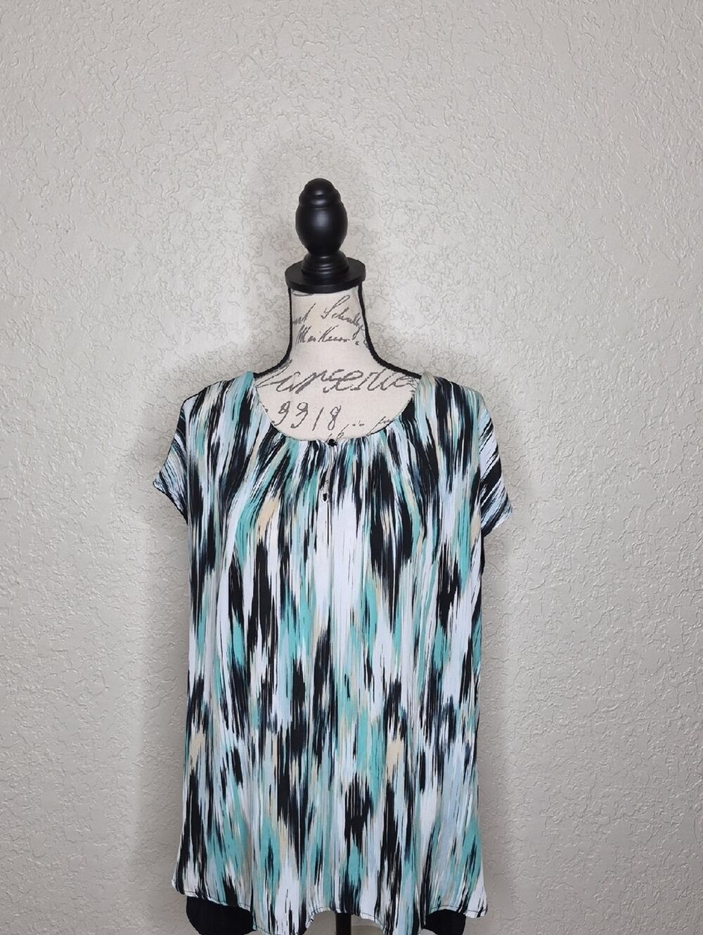 Sejour Sleeveless Multicolored Top Size 2X